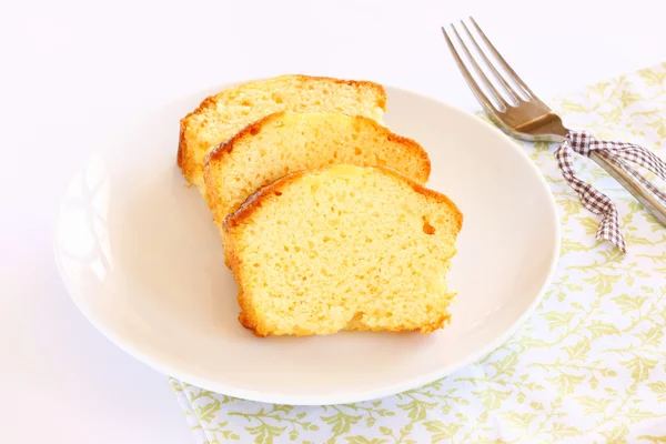 Fresh sliced lemon cake — Stock Photo, Image