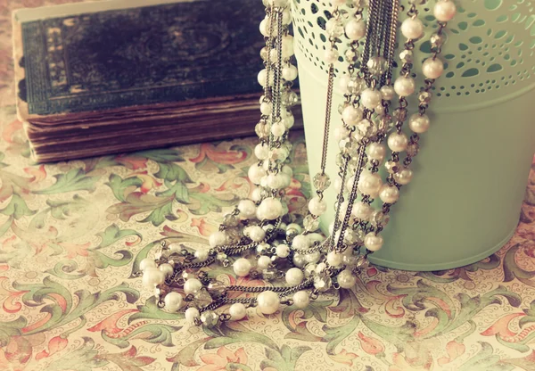 Vintage collana di perle — Foto Stock