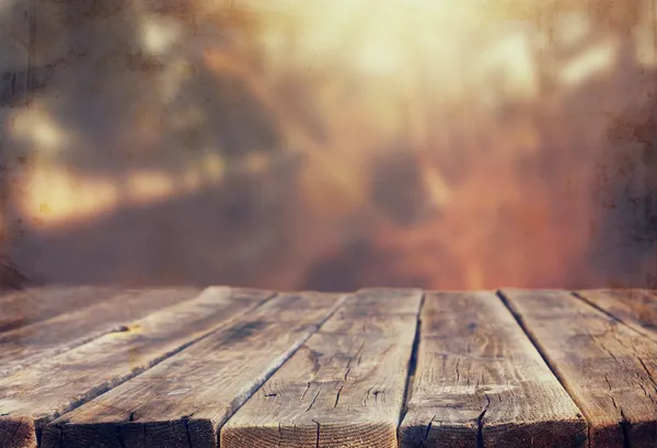 Tafel im Park — Stockfoto