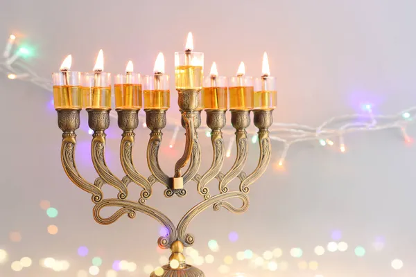 Imagem Feriado Judaico Hanukkah Com Menorah Candelabro Tradicional Velas Óleo — Fotografia de Stock