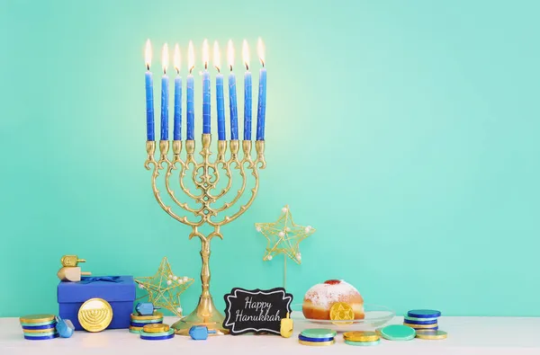 Menorah Geleneksel Şamdan Dönen Top Mumlarla Yahudi Bayramı Hanuka Arkaplan — Stok fotoğraf