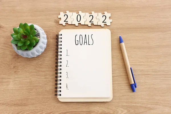 Business Concept Top View 2022 Λίστα Στόχων Σημειωματάριο Πάνω Από — Φωτογραφία Αρχείου