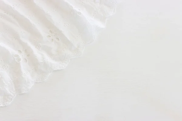 Fundo Tecido Renda Delicado Bordado Branco — Fotografia de Stock