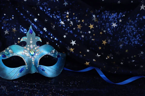 Photo Elegant Delicate Venetian Mask Blue Dark Stars Background — Stock Photo, Image