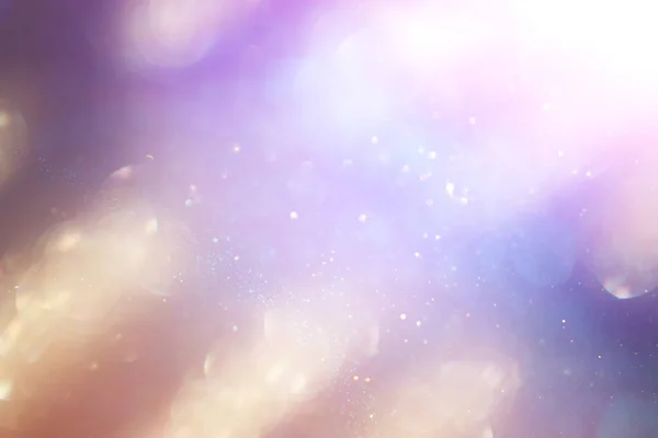 キラキラしたヴィンテージライトの抽象的な背景 銀紫金 デフォーカス — ストック写真