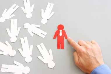 İnsan figürleri, insan kaynakları ve yönetim kavramının iş konsepti