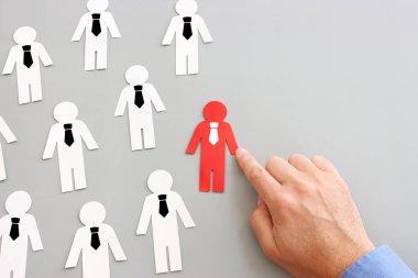 İnsan figürleri, insan kaynakları ve yönetim kavramının iş konsepti