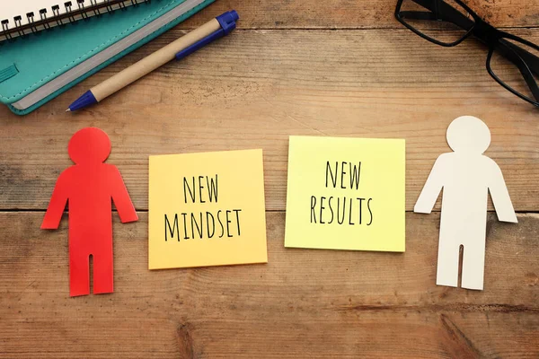 Top View Image Table Notes Text New Mindset New Results — 图库照片