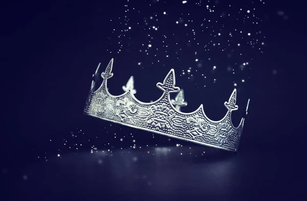 Imagem Chave Baixa Bela Rainha Coroa Rei Período Medieval Fantasia — Fotografia de Stock