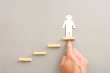 İnsan figürleri, insan kaynakları ve yönetim kavramının iş konsepti