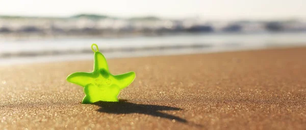Sandy Summer Beach Plastic Star Fish Closeup — Stock Photo, Image