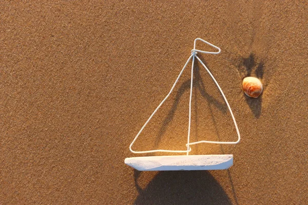 Top View Beeld Van Kleine Houten Boot Het Strand Zomer — Stockfoto