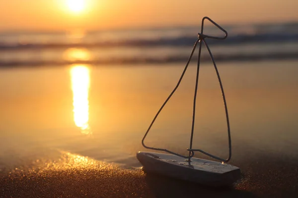 Image Small Wooden Boat Beach Sunset — Stock Photo, Image