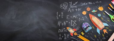 Eğitim. Okul konseptine geri dönelim. Üst görünüm, düz uzanma