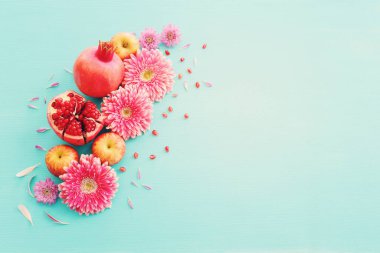 Rosh hashanah (Yahudi Yeni Yıl Tatili) konsepti. Geleneksel semboller