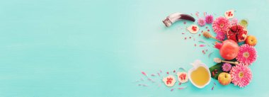 Rosh hashanah (Yahudi Yeni Yıl Tatili) konsepti. Geleneksel semboller