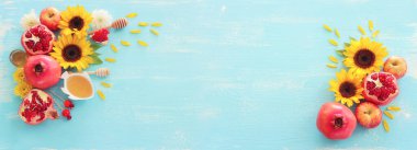 Rosh hashanah (Yahudi Yeni Yıl Tatili) konsepti. Geleneksel semboller