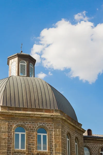 Kuppel des Theologischen Seminars von Echmiadzin — Stockfoto