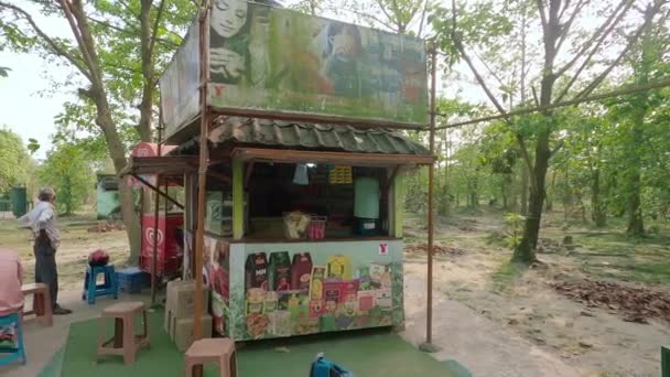 Open Air Fast Food Drink Stall Selling Cold Drink Hot — Video
