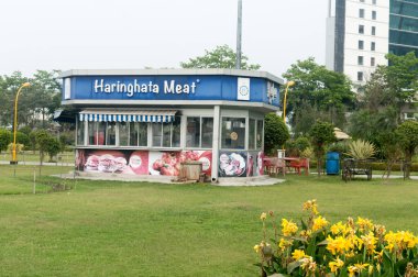 Haringhata Et Dükkanı. 22 Mart 2022 'de Güney Asya' daki Kolkata Turizm Parkı 'nda.