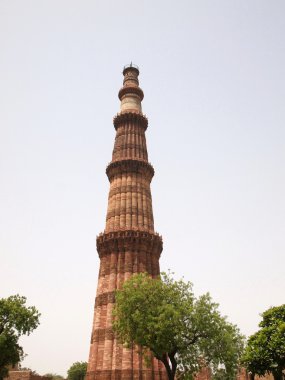 qutab minar minaresi Hindistan delhi