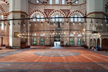 Sehzade Camii Camii. Sehzade Camii Camii 'nin içinde. Türkiye 'nin simgeleri. Turistik bir yer. Hindi. İstanbul. 25 Eylül 2021