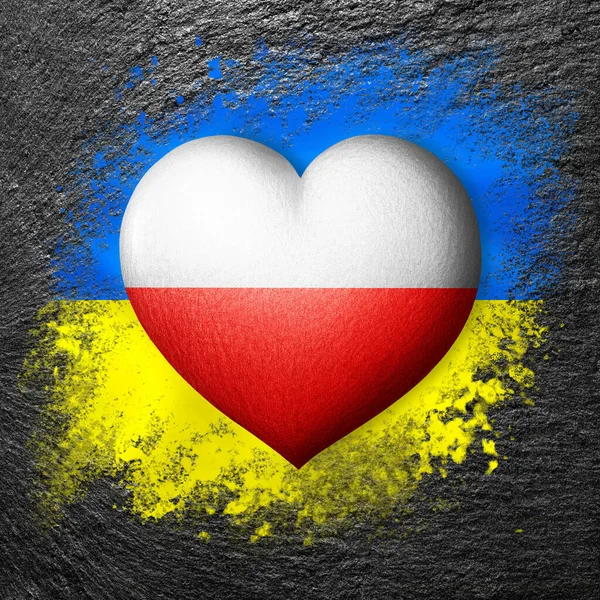 Bandeiras Ucrânia Polónia Coração Bandeira Fundo Bandeira Ucrânia Pintado Uma — Fotografia de Stock