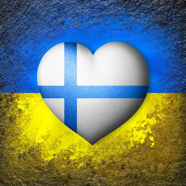 Flagi Ukrainy Finlandii Serce Flagi Tle Ukraińskiej Flagi Namalowanej Kamieniu — Zdjęcie stockowe