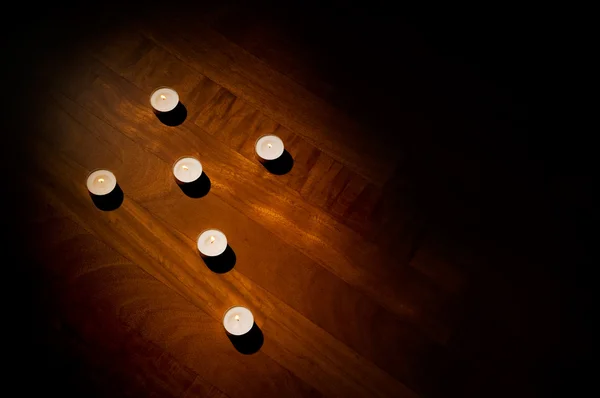 촛불의 십자가 — 스톡 사진
