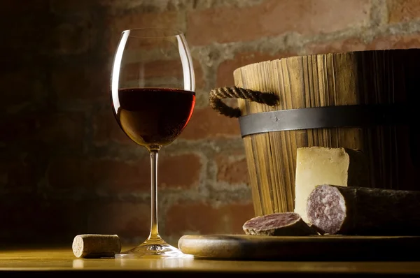 Vidéki konyha a pohár vörösbor — Stock Fotó