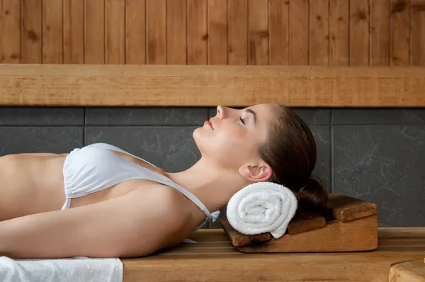 Entspannung in der Sauna — Stockfoto