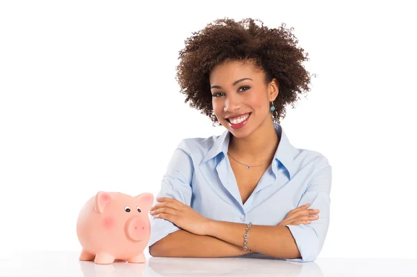 Empresaria exitosa con Piggybank —  Fotos de Stock