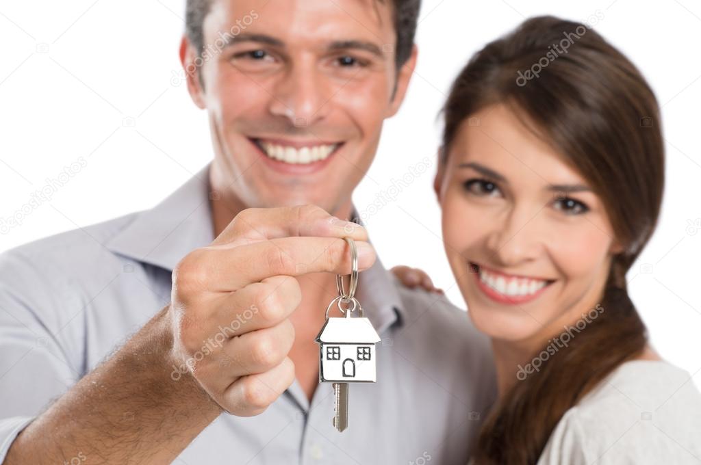 Coupe Holding House Key