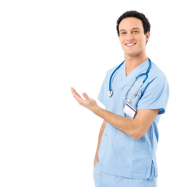 Enfermera masculina confiada presentando — Foto de Stock