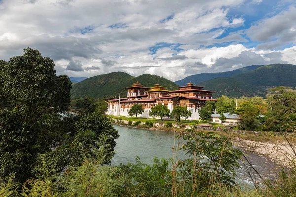Bhutan October 2021 Punakha Dzong Pho Chhu Chhu River Bhutan — Stockfoto