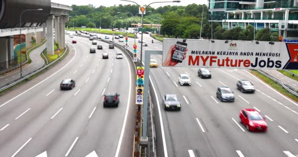 Kuala Lumpur Malasia Julio 2022 Tráfico Autopista Federal Estación Tren — Vídeos de Stock