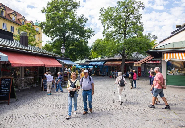 Munich Germany July 2022 View Viktualienmarkt People Stroll Square Look — Fotografia de Stock