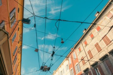 İtalya, Emilia Romagna 'daki Modena' nın güzel manzarası. Antik şehir manzarası ve pazarı.