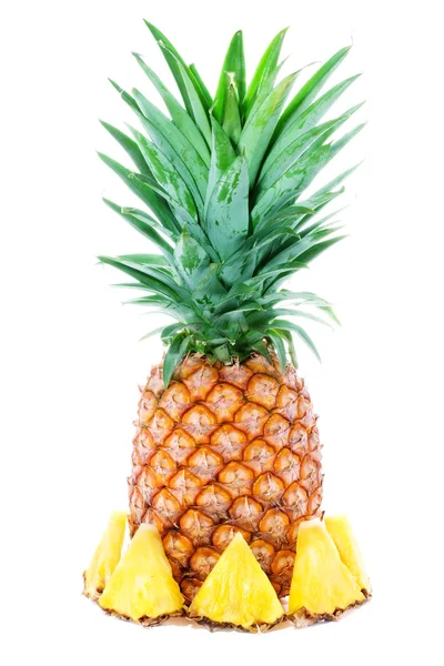 Ananas isolerade — Stockfoto