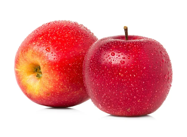 Kırmızı elma ile izole su damlaları — Stok fotoğraf