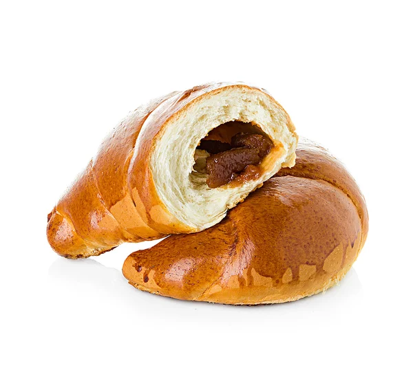 Croissant close-up no fundo branco — Fotografia de Stock