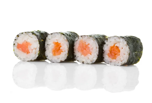 Rollos de sushi aislados sobre un fondo blanco . —  Fotos de Stock