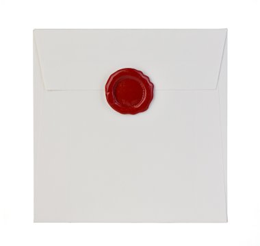 Beyaz arkaplanda izole edilmiş zarf