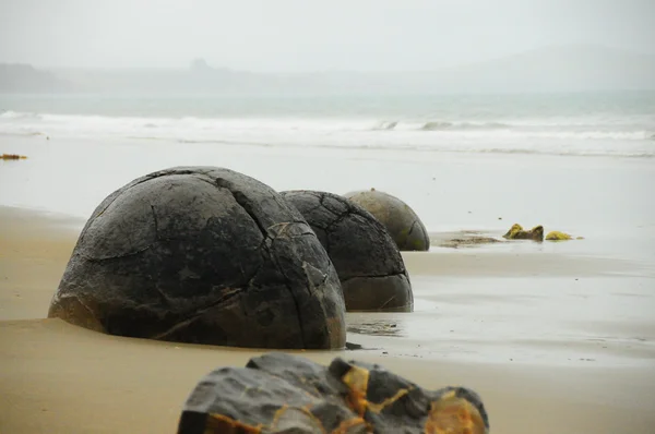 Moeraki Boulders
