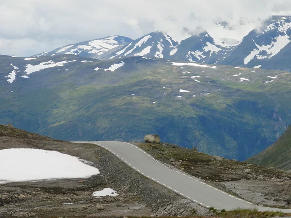 Mountain road — Stock Photo, Image