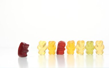 yetki meydan okumaya cesaret