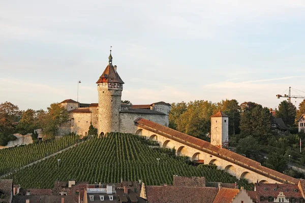 Fortificación suiza - Monot con la luz del sol de la tarde —  Fotos de Stock