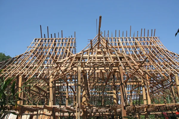 Bygga ett hus i thailändsk stil — Stockfoto