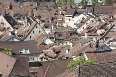 küme evin çatı ile Swiss şehir schaffhausen
