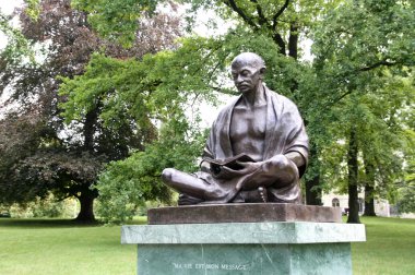 mahatma gandhi, Cenevre, İsviçre'den heykeli